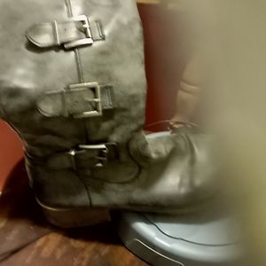 Steve Madden knee length Grey leather boots